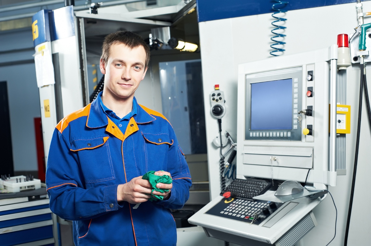 NCT 204-es és 304-es CNC vezérlők programozási alapismeretei